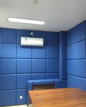 布藝吸音軟包，會(huì)議室防撞吸音軟包，電影院，體育館吸音材料